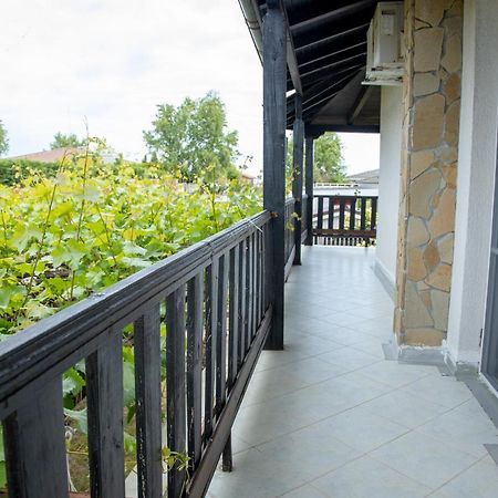 Villa Beni - 4 Bedroom Private House By Flаt Manаger 로제넷츠 외부 사진