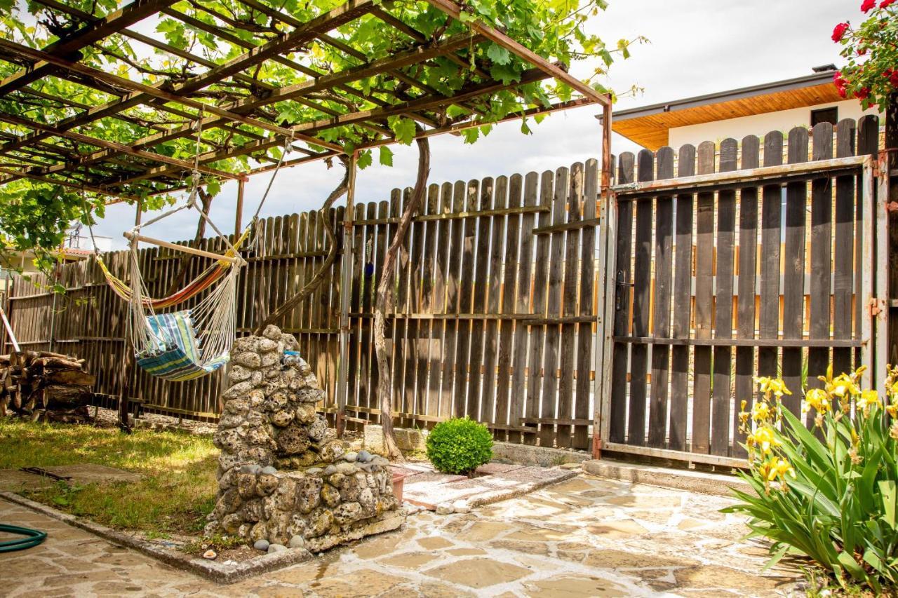 Villa Beni - 4 Bedroom Private House By Flаt Manаger 로제넷츠 외부 사진